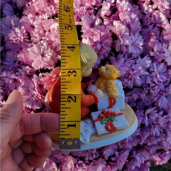 Teddy's First Christmas - Picture 2 of 9